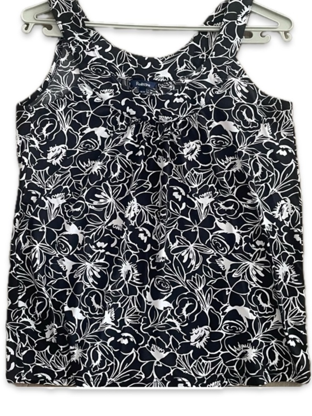 Reitmans Black White Floral Print Sleeveless Scoop Neck Stretch Blouse Top Mediu